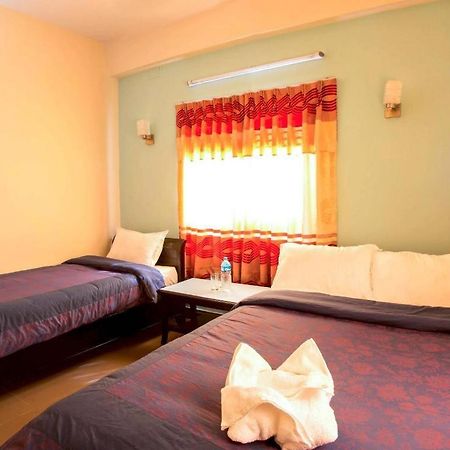 Hotel Atrium Pokhara Exterior foto