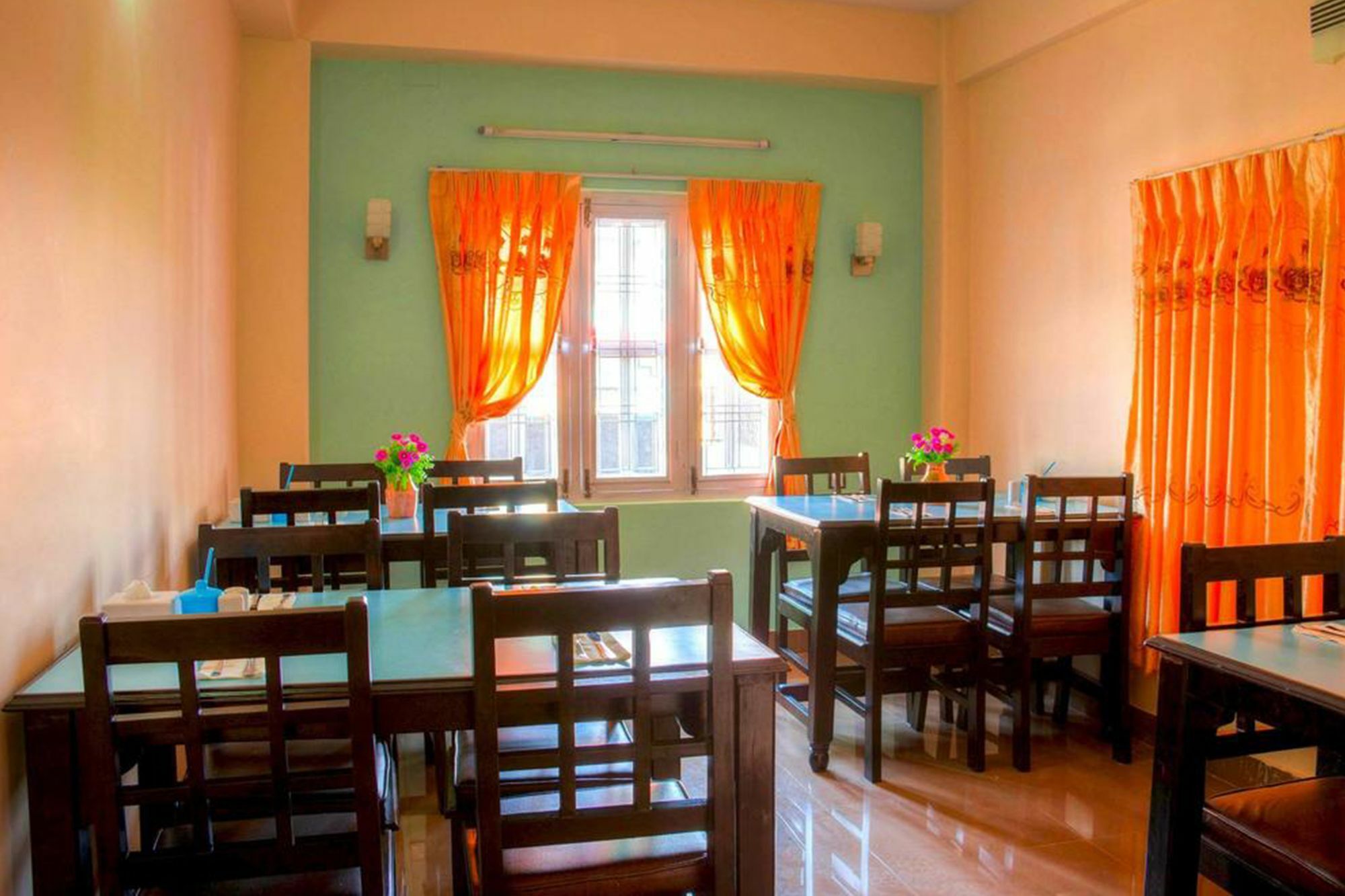 Hotel Atrium Pokhara Exterior foto