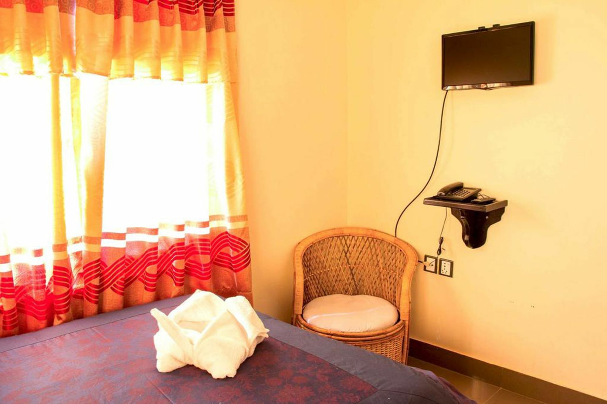 Hotel Atrium Pokhara Exterior foto